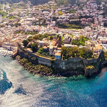 Garibaldi Villa